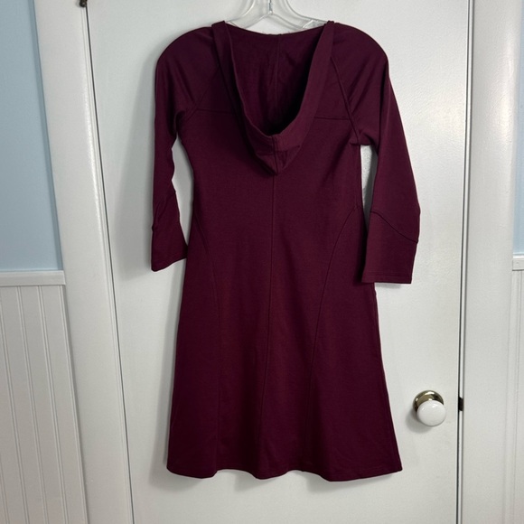NWT Ibex hoody Marino Wool dress cabernet size XS - Picture 6 of 9